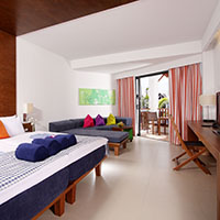 サンウィングカマラビーチ